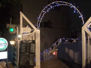 2006_081207210036